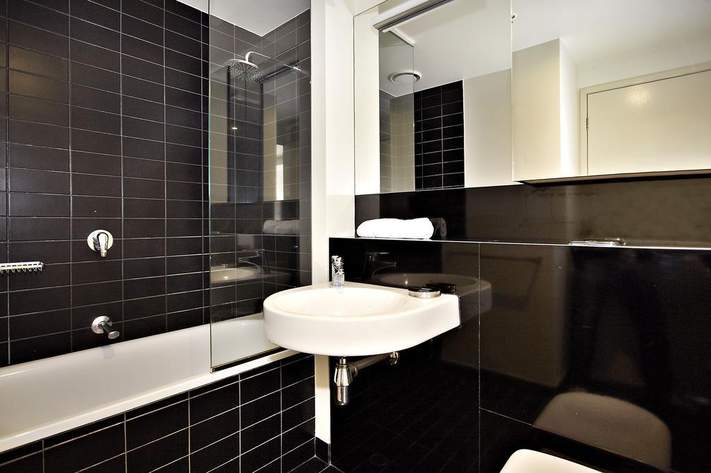 Astra Apartments Melbourne Oda fotoğraf